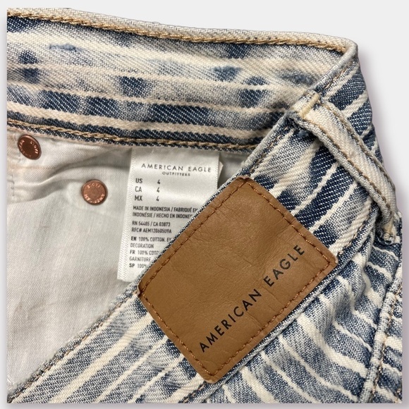 EUC American Eagle High Rise Distressed Ripped Stripe Shorts Denim Size 4 - Picture 4 of 5
